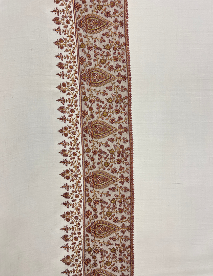 Pashmina Sozni Dourdar Shawl with Tilla Outlining