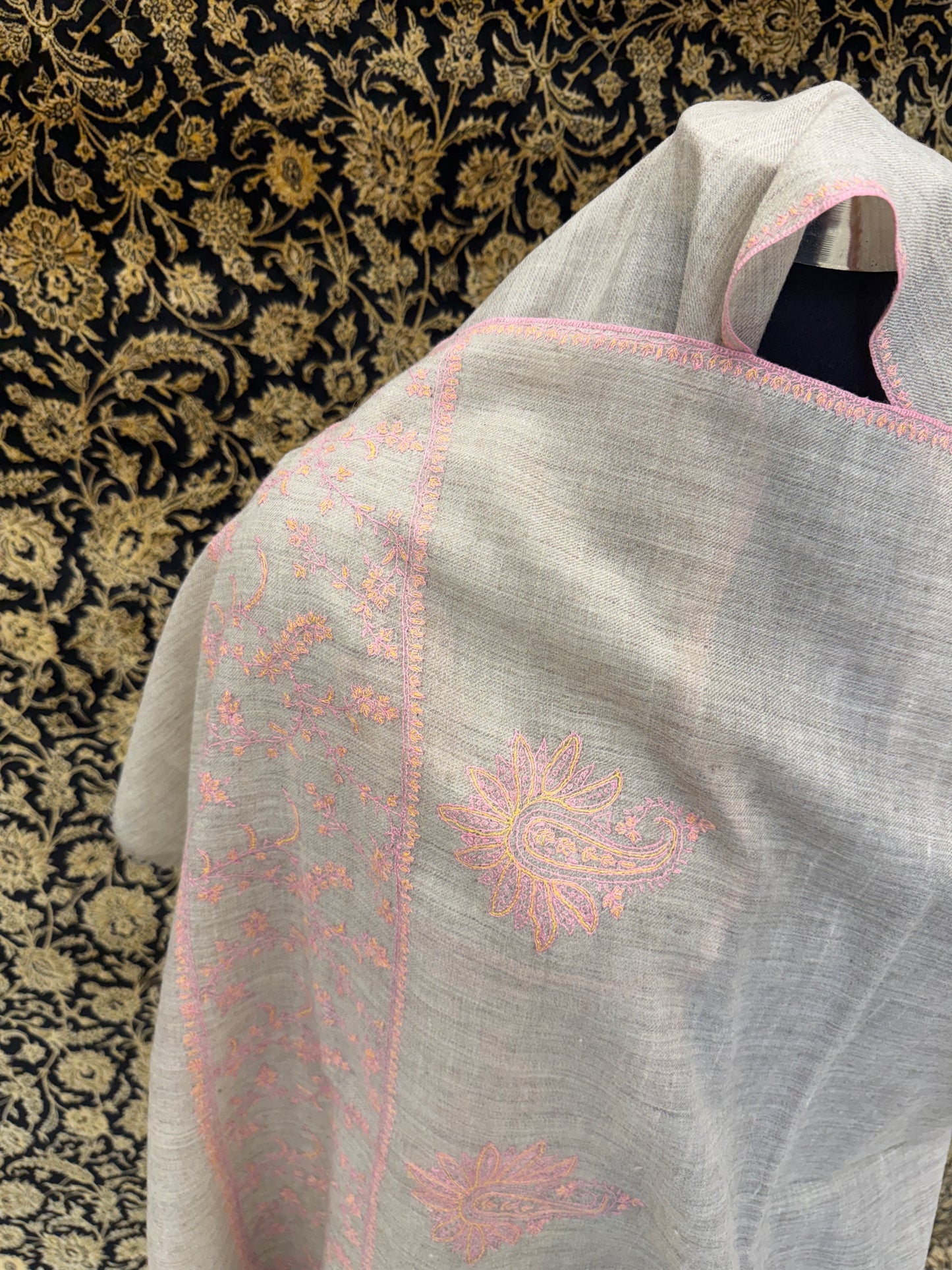 Silver Grey Pashmina Stole — Sozni Booti & Dourdar Border in Rose Pink