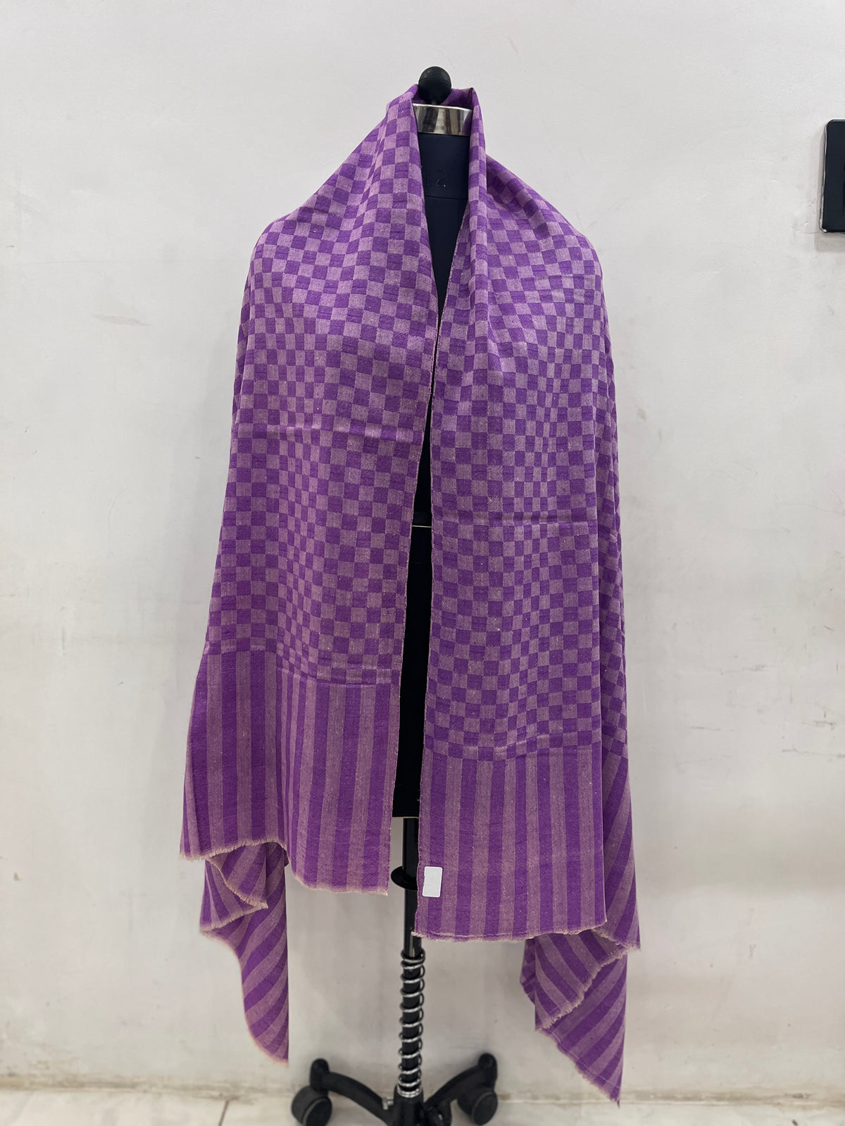 Pashmina Self-Checkered Lavender Stole