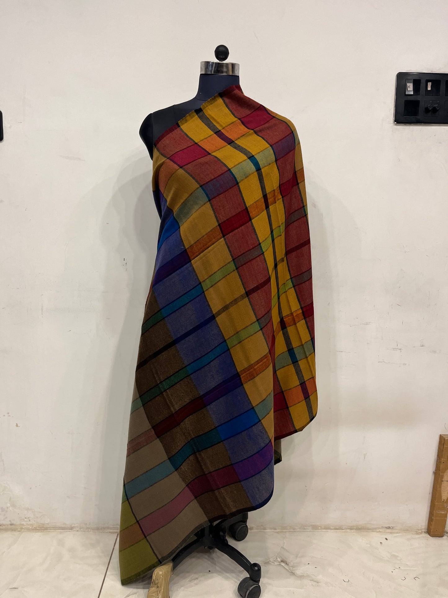 Pashmina Multicolour Designer Handwoven Shawl