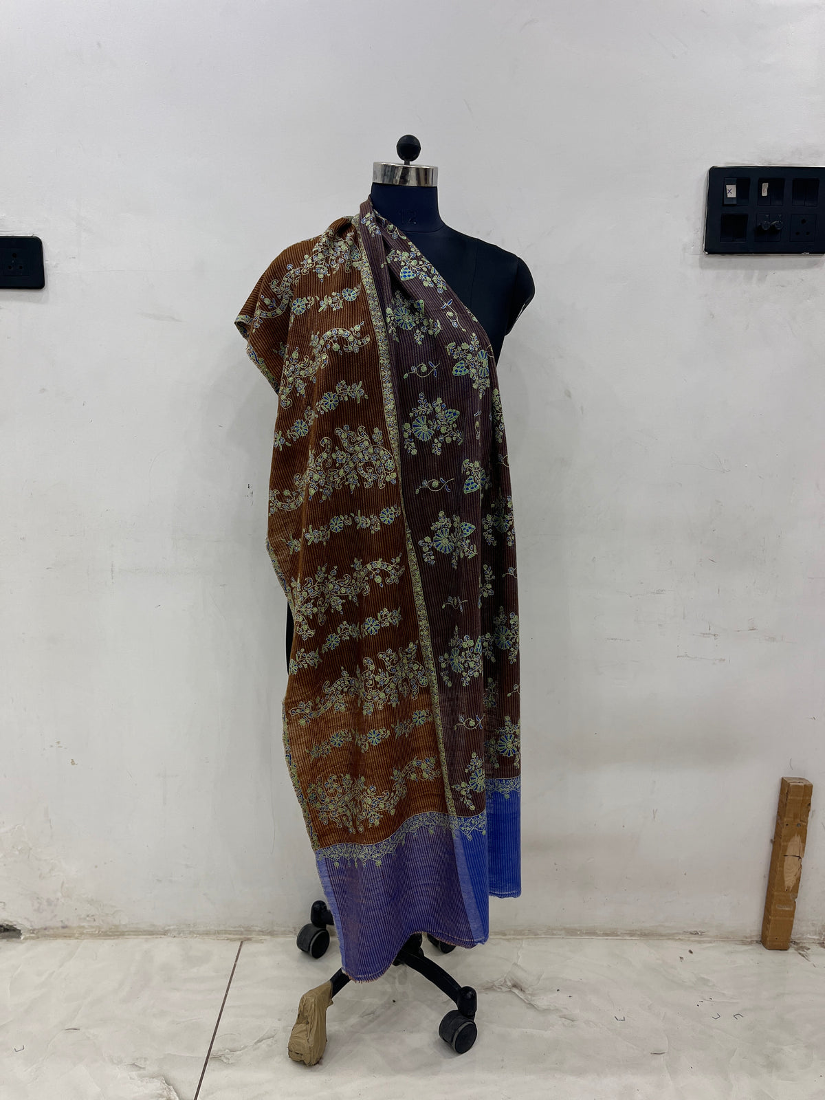 Pashmina Wine & Blue Handwoven Designer Stole