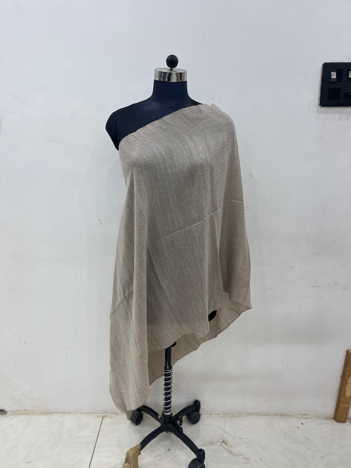Pashmina Neutral Beige Classic Handwoven Shawl