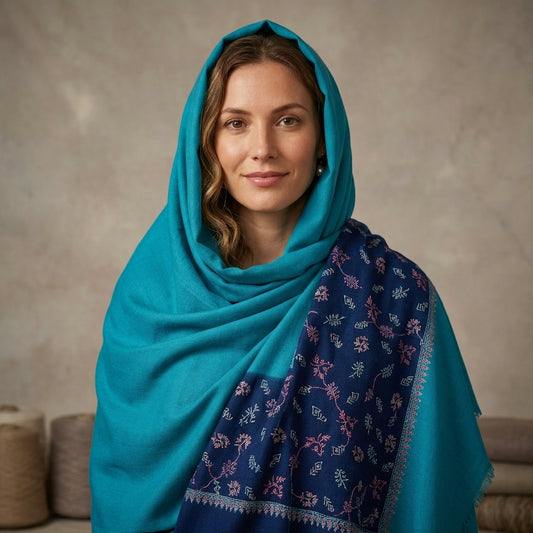 Pashmina Turquoise Two-Tone Sozni Palla Stole